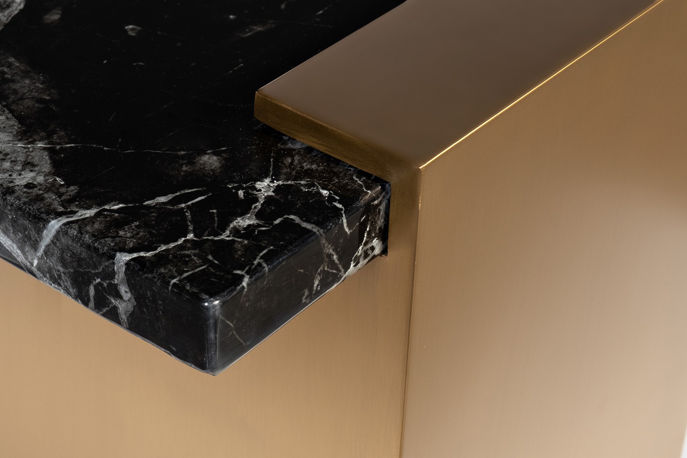 Стол Nero Garda Decor photo 3